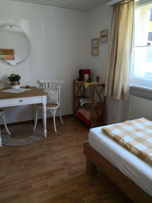 Garten-Wohnung Eschen Екстериор снимка